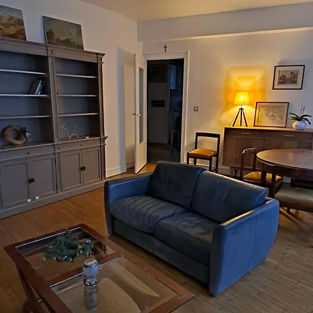 Charmant Appartement Au Pied Du Chateau Gien Buitenkant foto