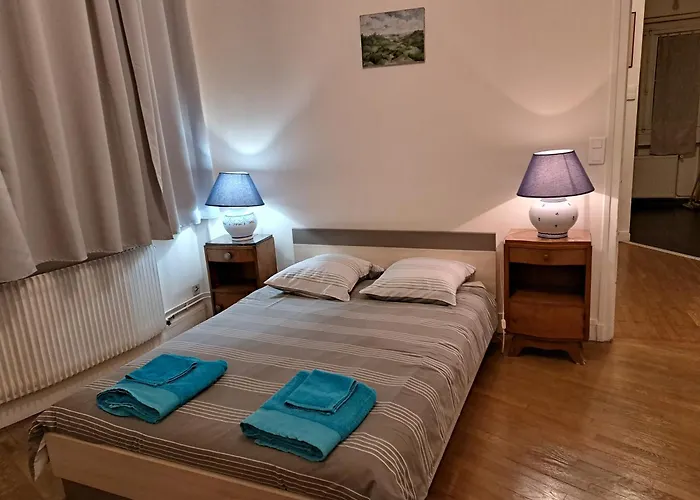 Charmant appartement au pied du château